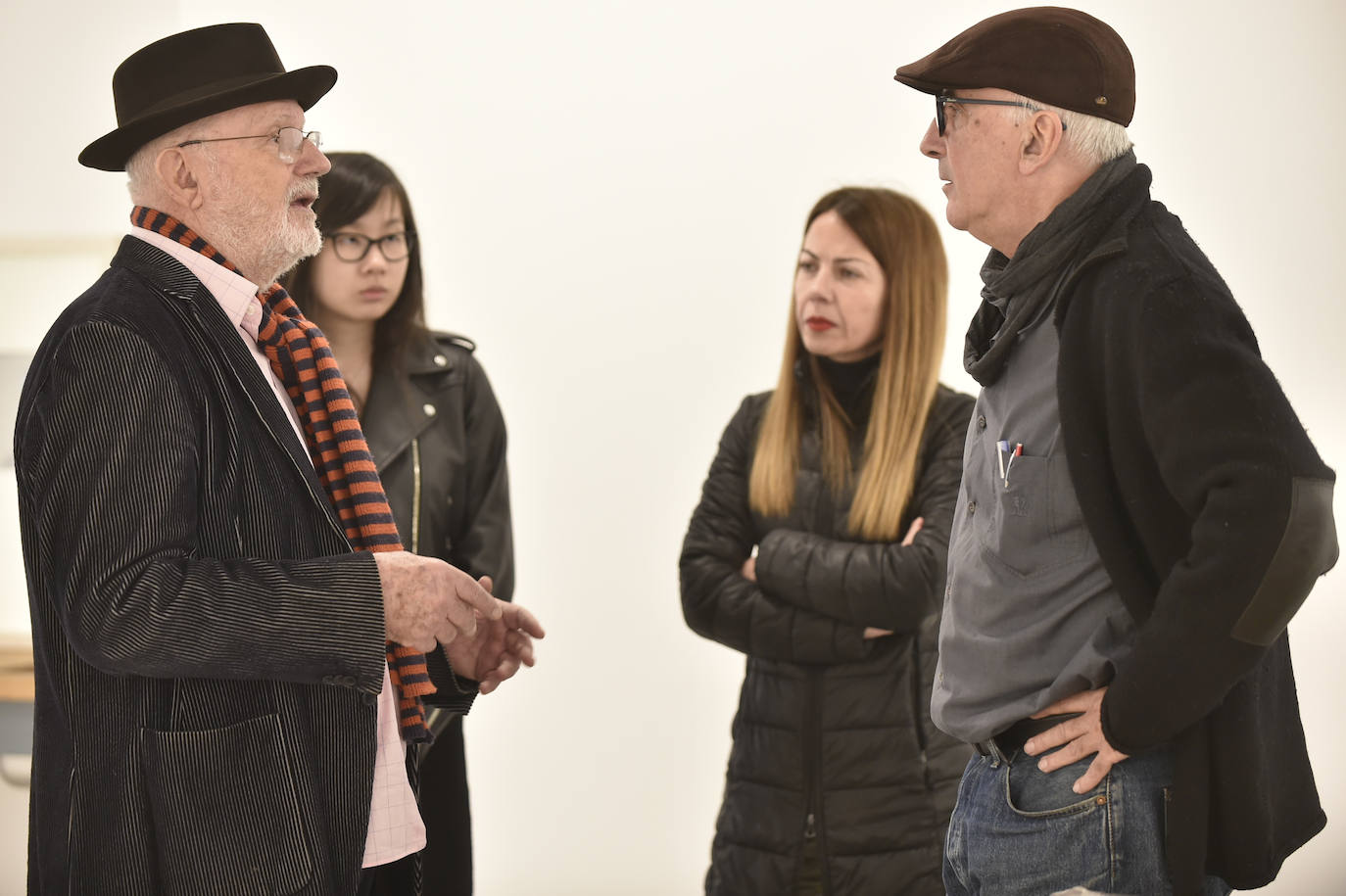 Fotos: Vicente Ruiz, un pintor flechado por la prehistoria