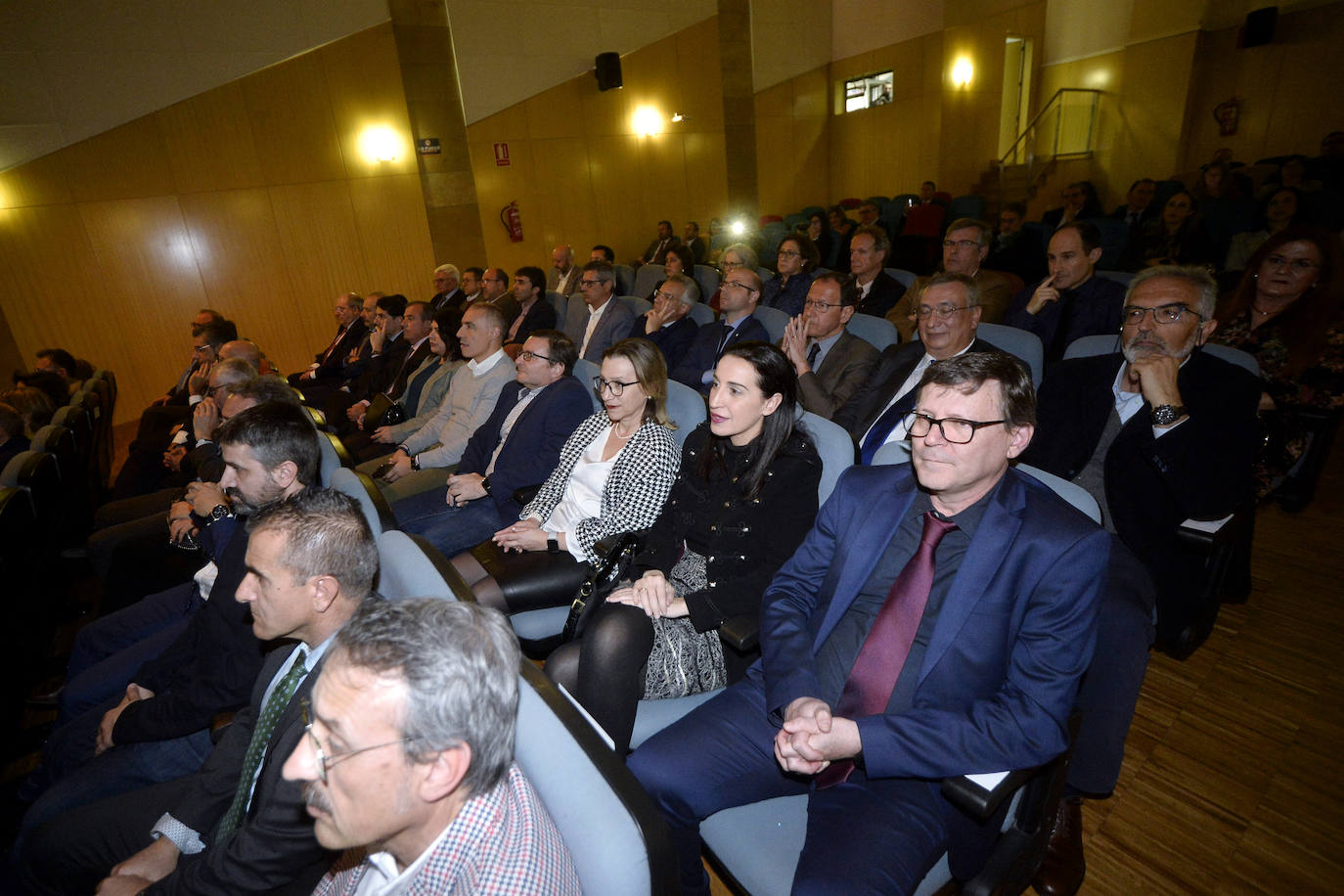 Fotos: Acto de reconocimiento a las empresas que respaldan las cátedras de la UMU