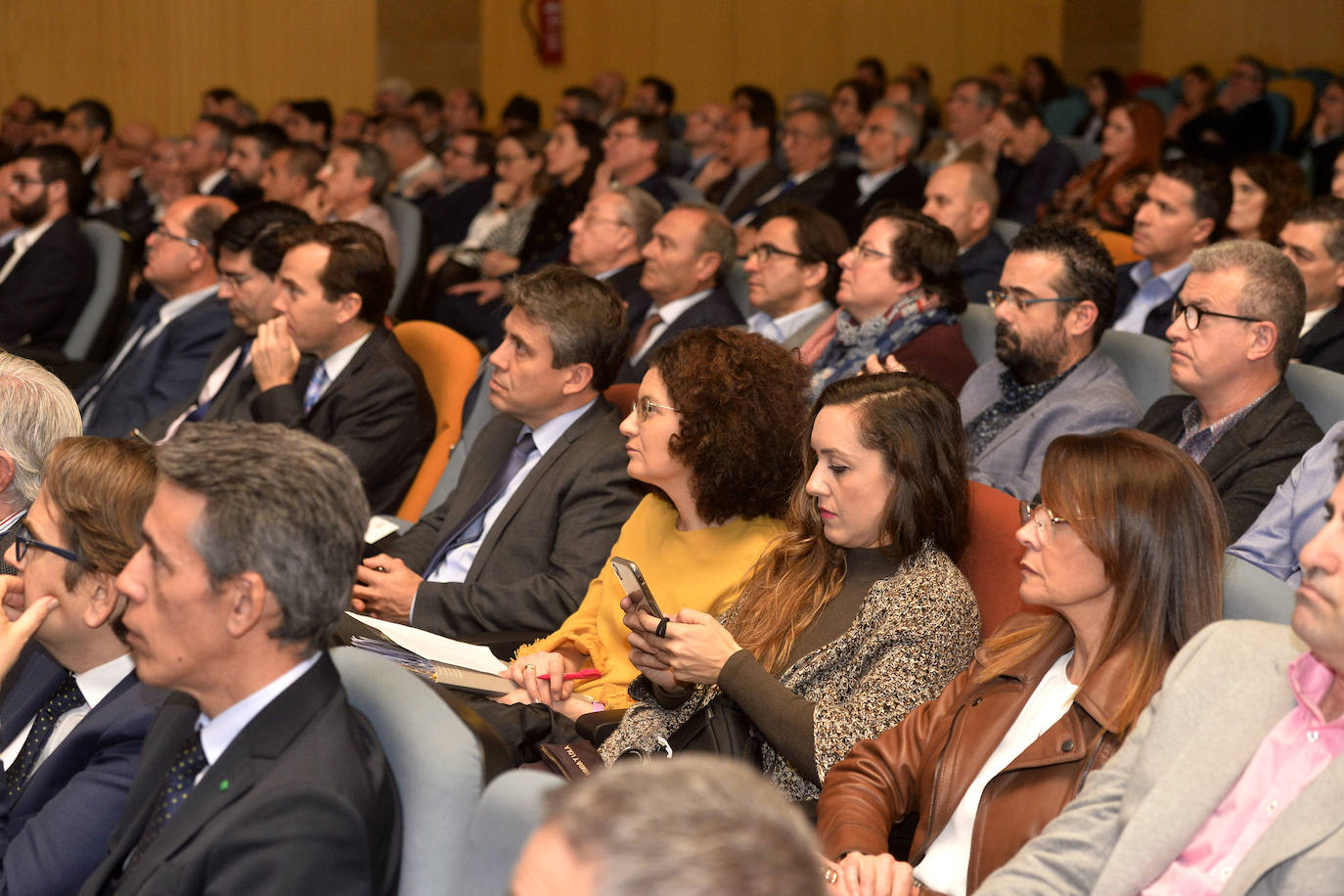 Fotos: Acto de reconocimiento a las empresas que respaldan las cátedras de la UMU