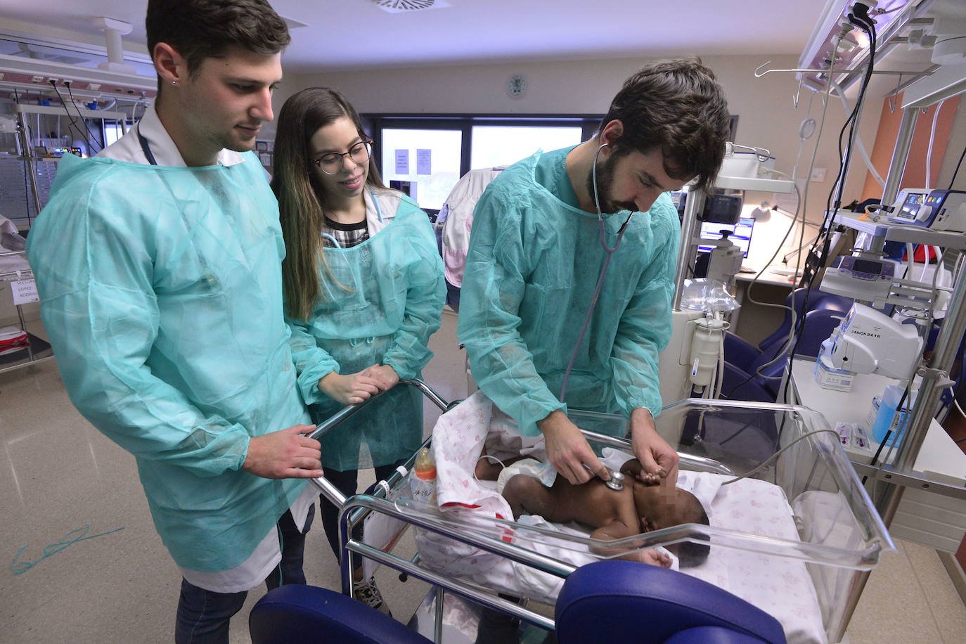 Fotos: ¿Por qué nacen 1.000 prematuros al año en la Región?