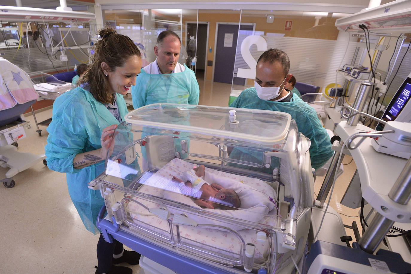 Fotos: ¿Por qué nacen 1.000 prematuros al año en la Región?