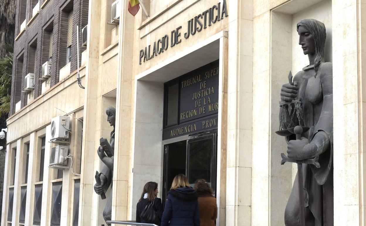 El Palacio de Justicia de Murcia, sede de la Sala de los Social del TSJ, en una foto de archivo.