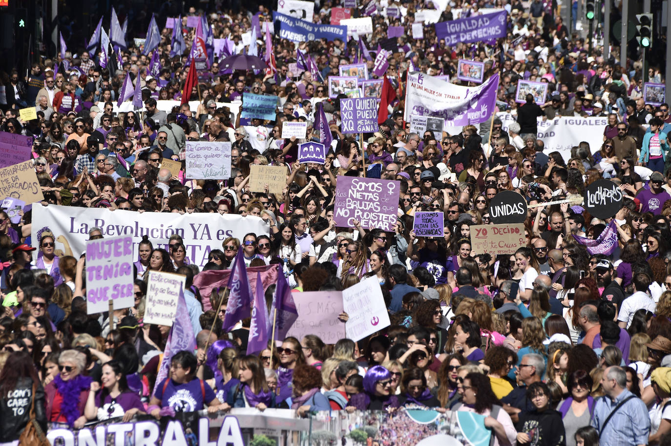 La manifestación transcurrió en un ambiente sano, alegre y reivindicativo.