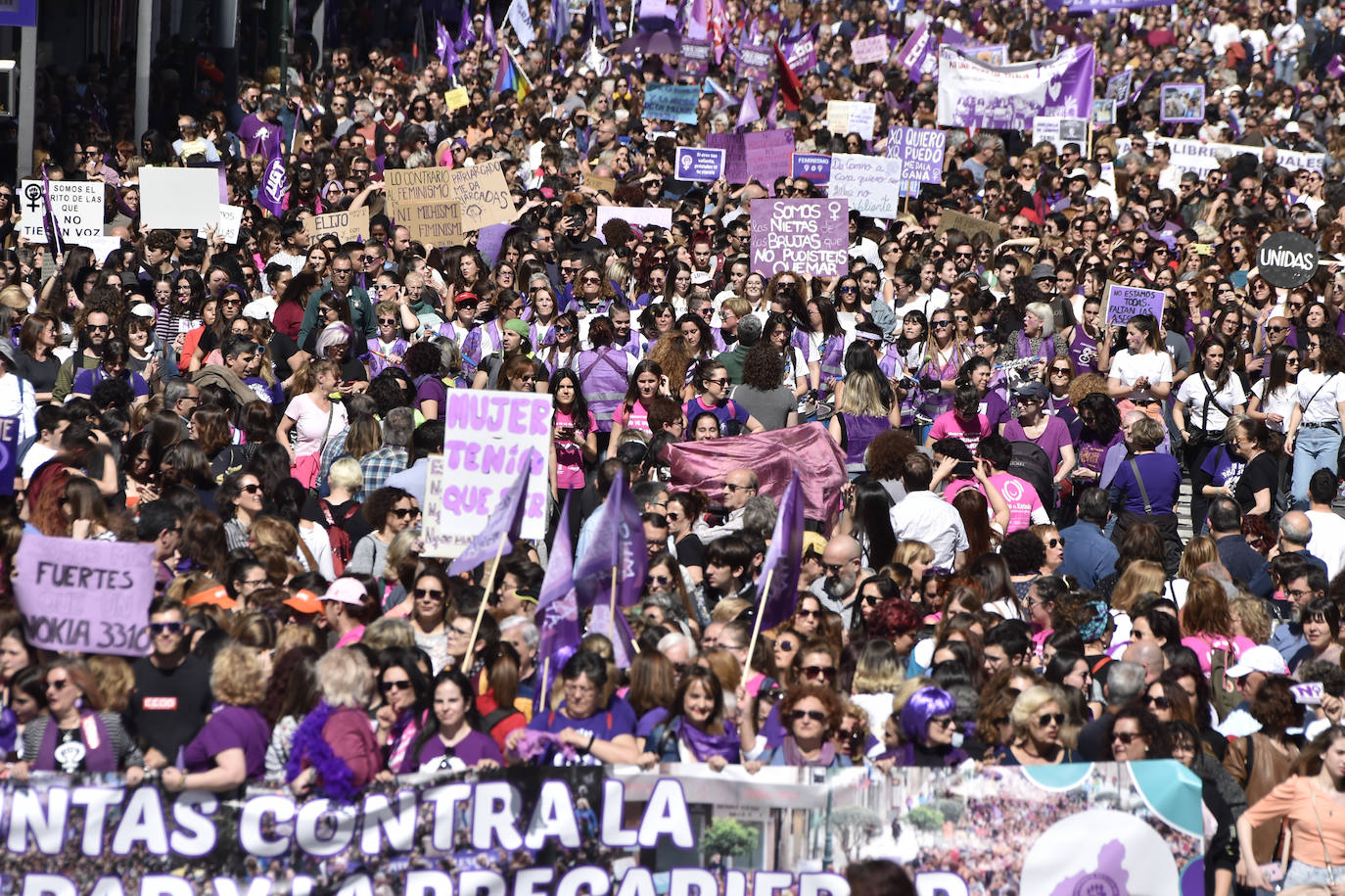 La manifestación transcurrió en un ambiente sano, alegre y reivindicativo.