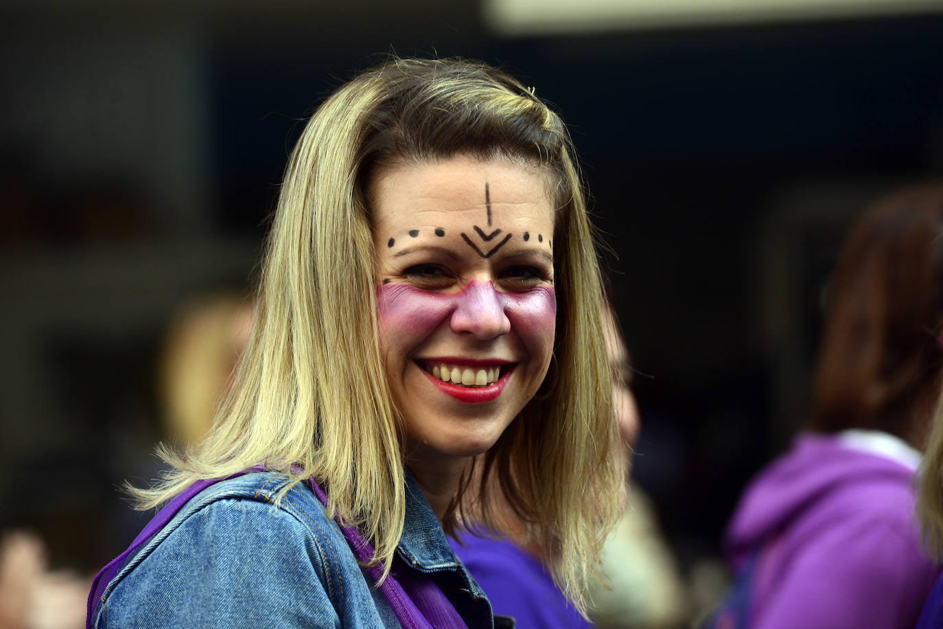 Fotos: Miles de voces claman en Murcia contra la desigualdad de las mujeres