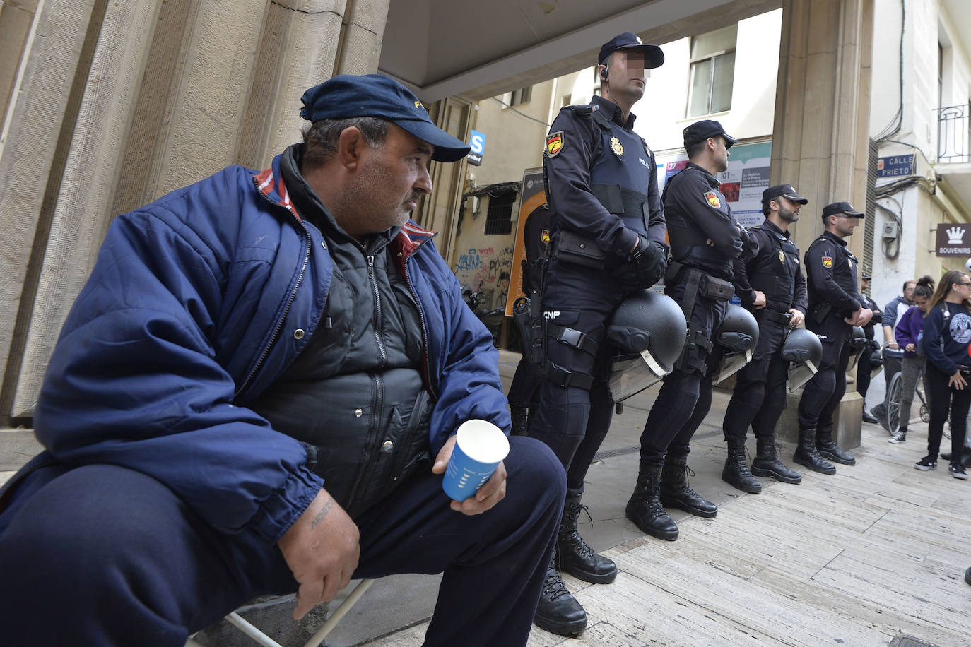 Fotos: Tensión y denuncias cruzadas en la concentración del Frente Estudiantil