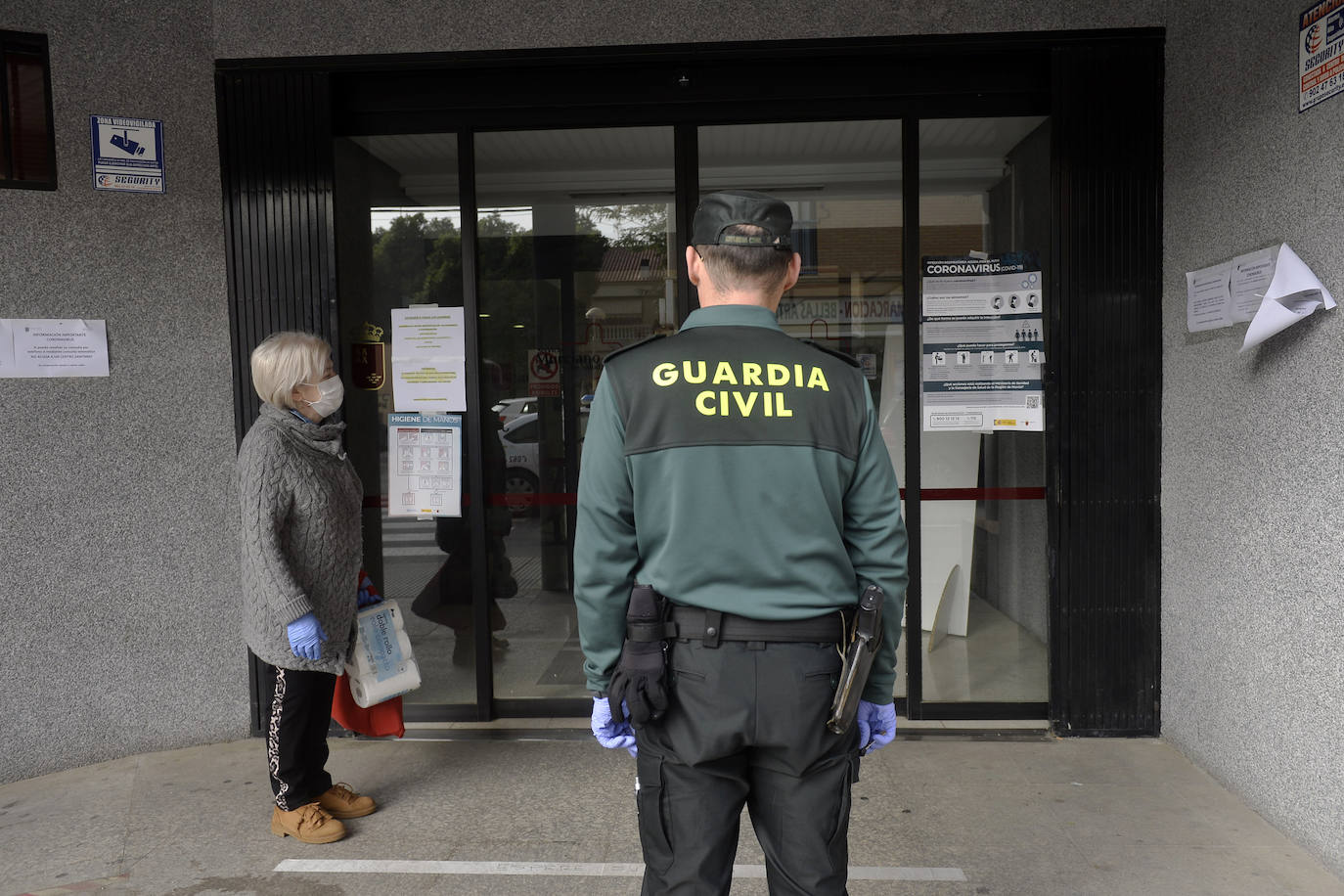 Fotos: Las pruebas del coronavirus se harán también a casos leves