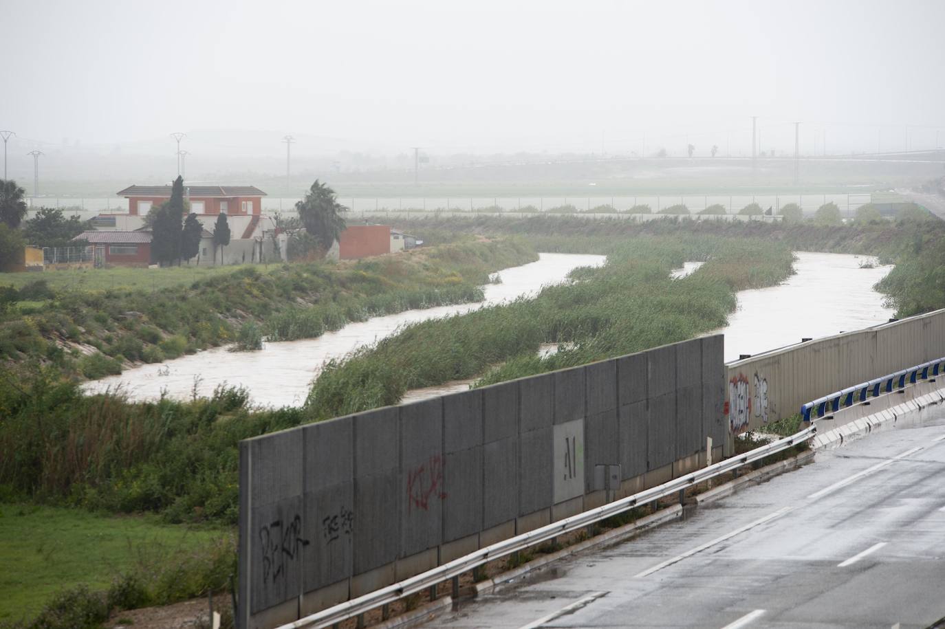 Fotos: Las lluvias vuelven a anegar Los Alcázares