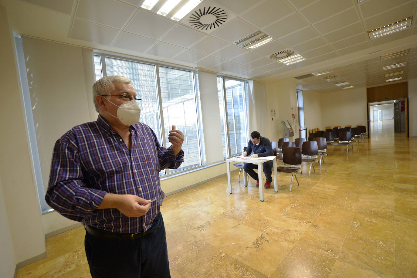 Fotos: Los juzgados de guardia de Murcia mantienen su actividad