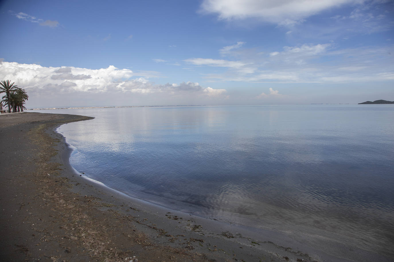 Fotos: El Mar Menor empeora: se dobla la clorofila y se triplica la turbidez