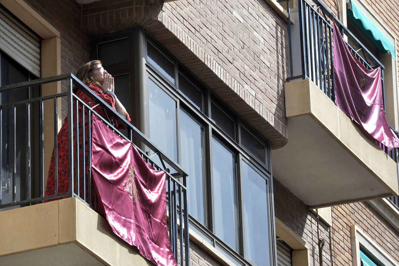 Fotos: El magenta prende en San Antolín