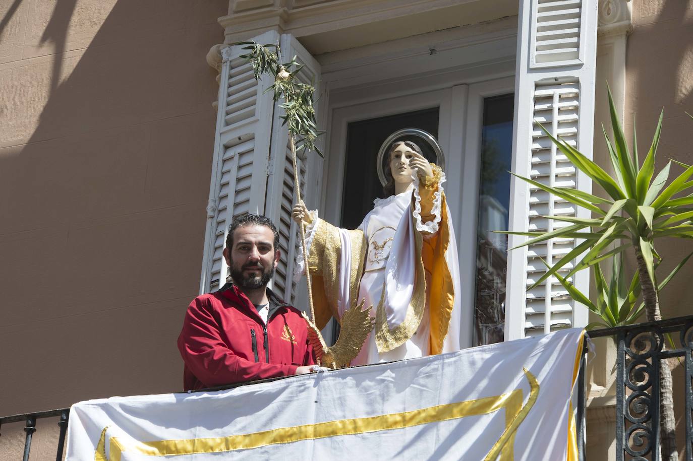 Fotos: Los cartageneros engalanan sus balcones