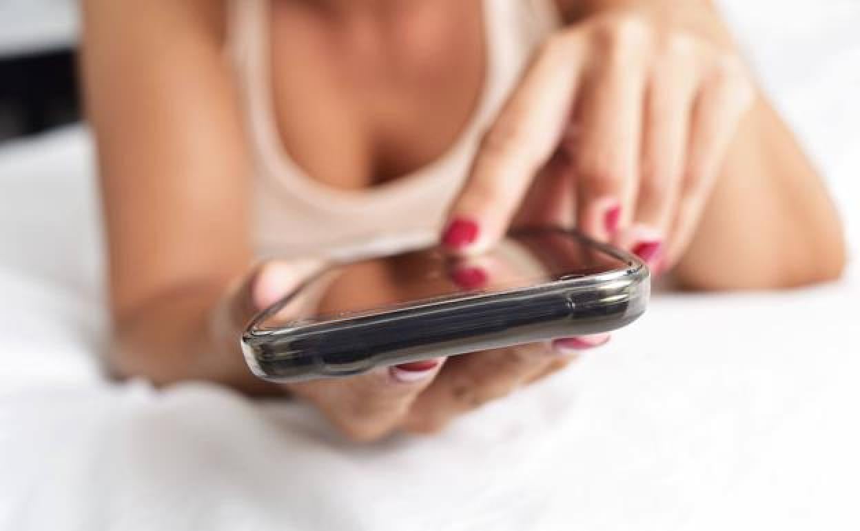 El Ayuntamiento de Cartagena crea una guía para un sexting «responsable» durante el confinamiento