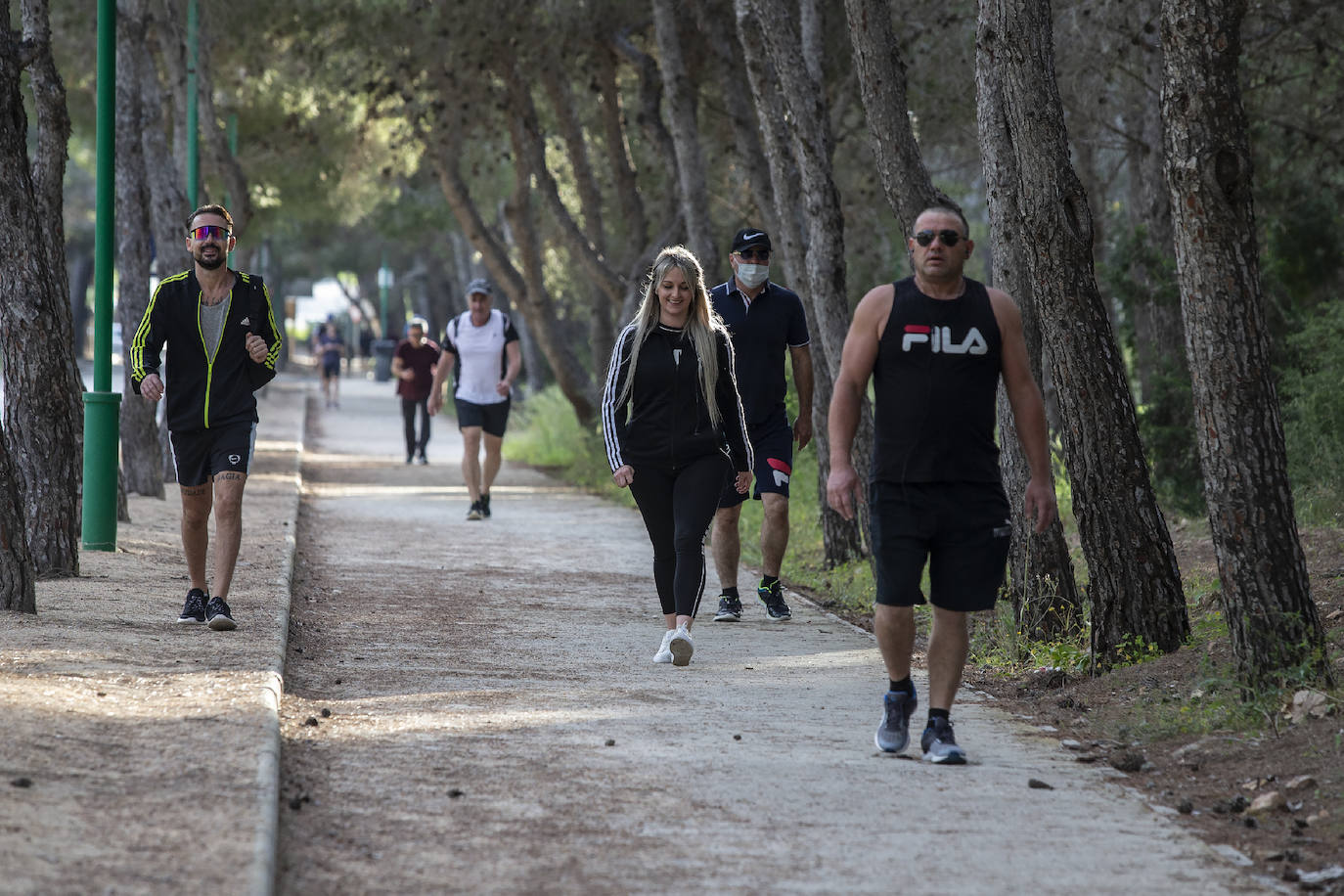 Fotos: Los murcianos salen a pasear y hacer deporte tras más de un mes de confinamiento