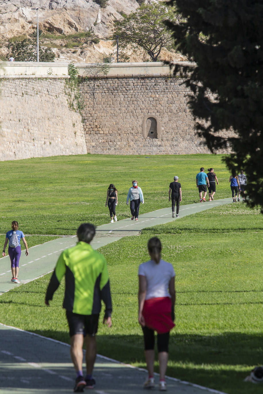 Fotos: Los murcianos salen a pasear y hacer deporte tras más de un mes de confinamiento