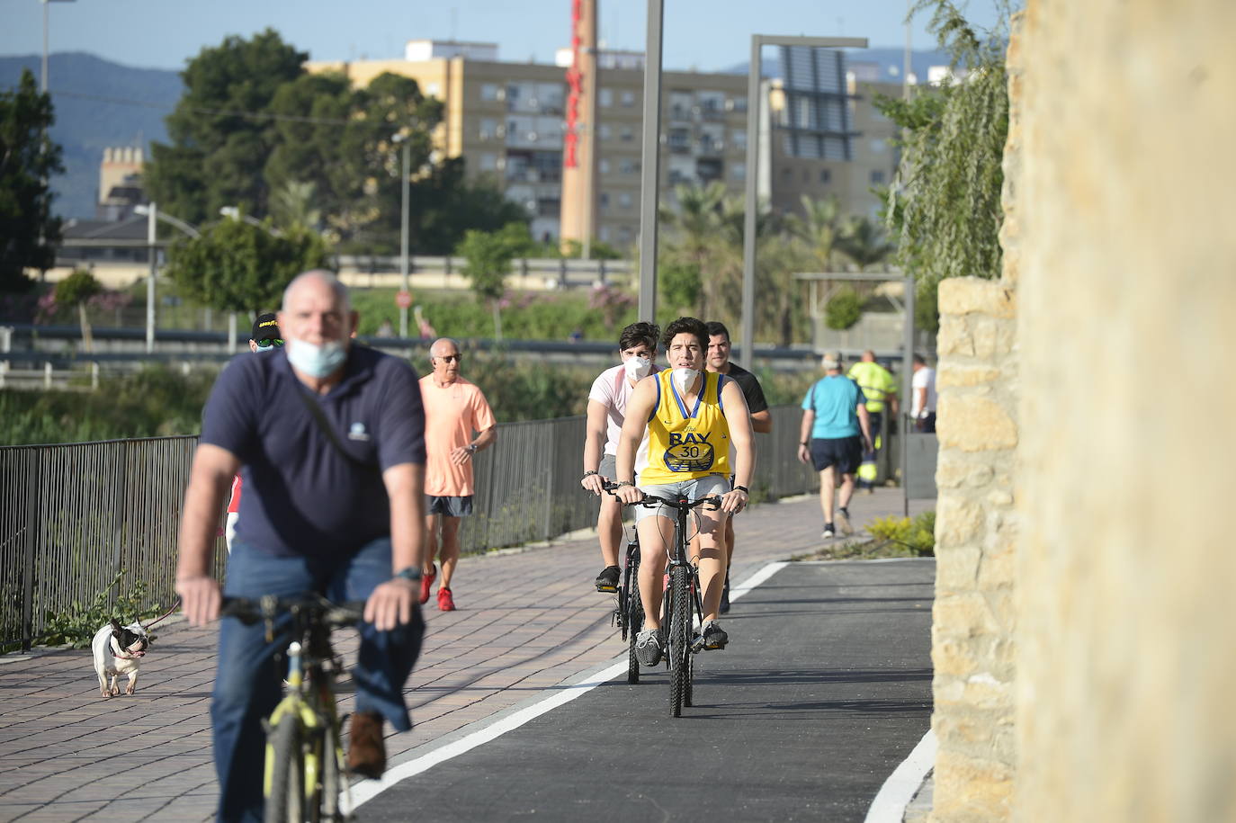 Fotos: Los murcianos salen a pasear y hacer deporte tras más de un mes de confinamiento