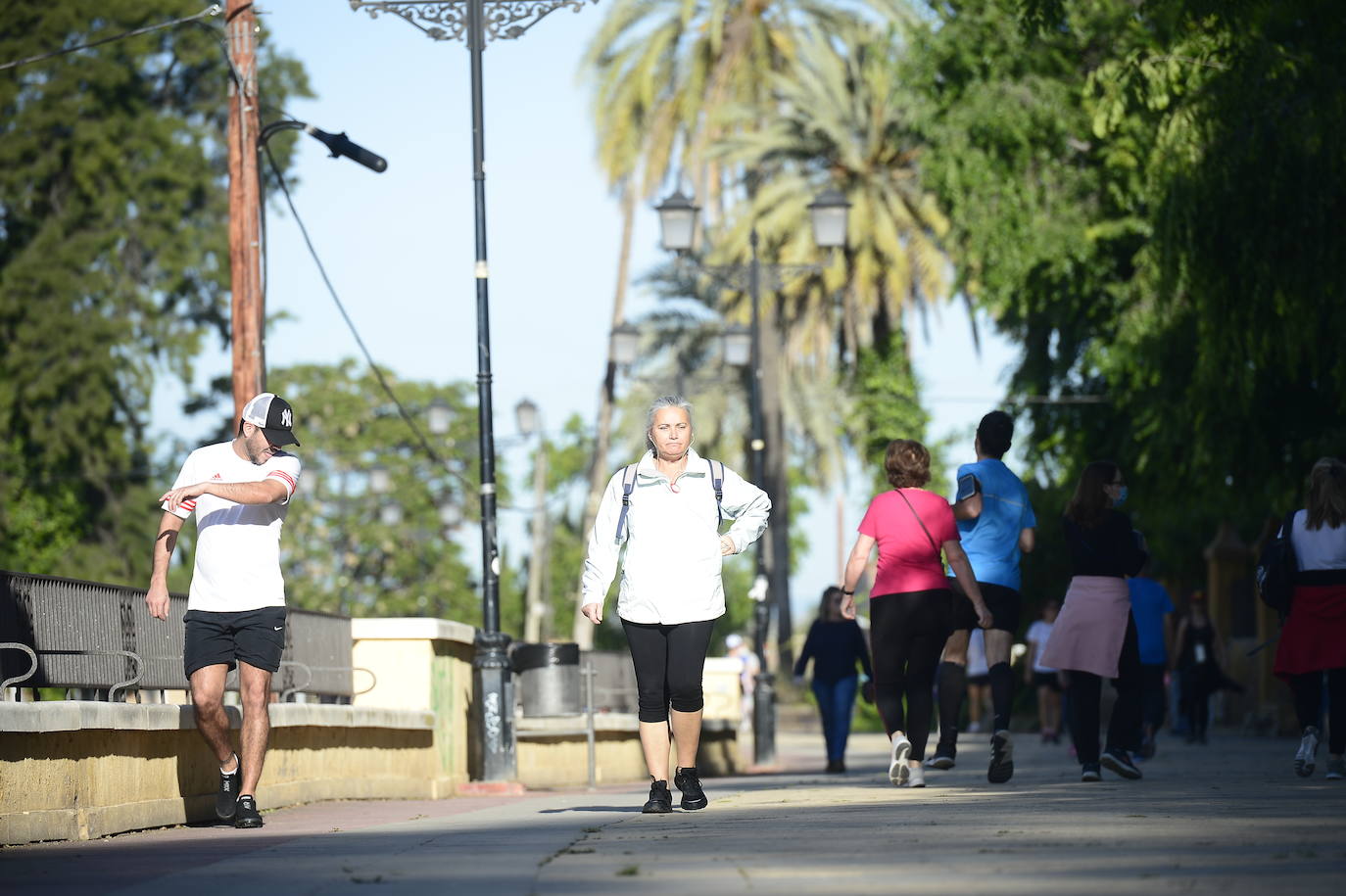 Fotos: Los murcianos salen a pasear y hacer deporte tras más de un mes de confinamiento