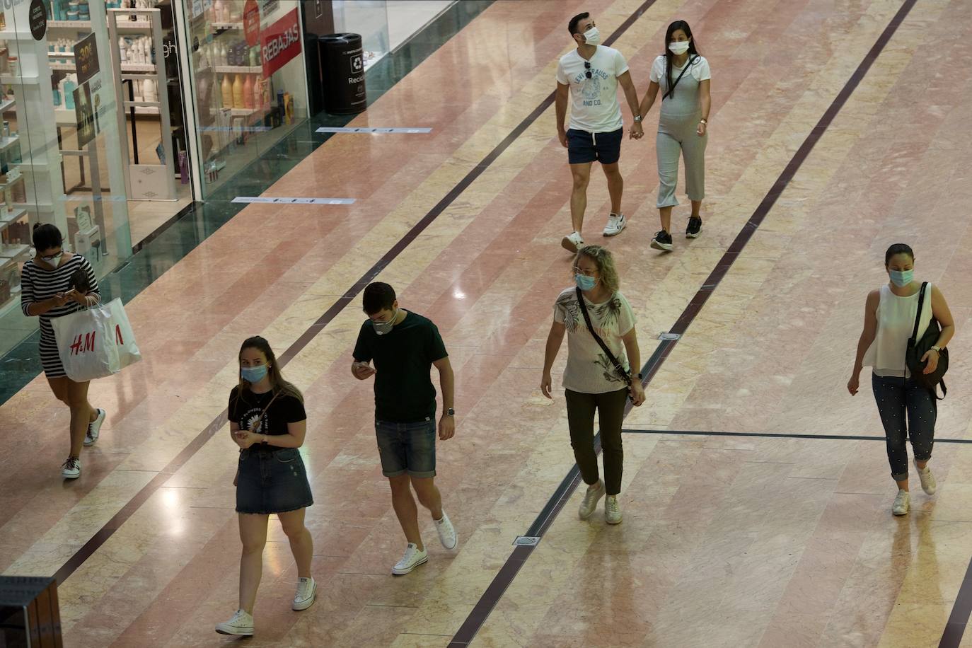 Fotos: Los centros comerciales vuelven tras más de dos meses