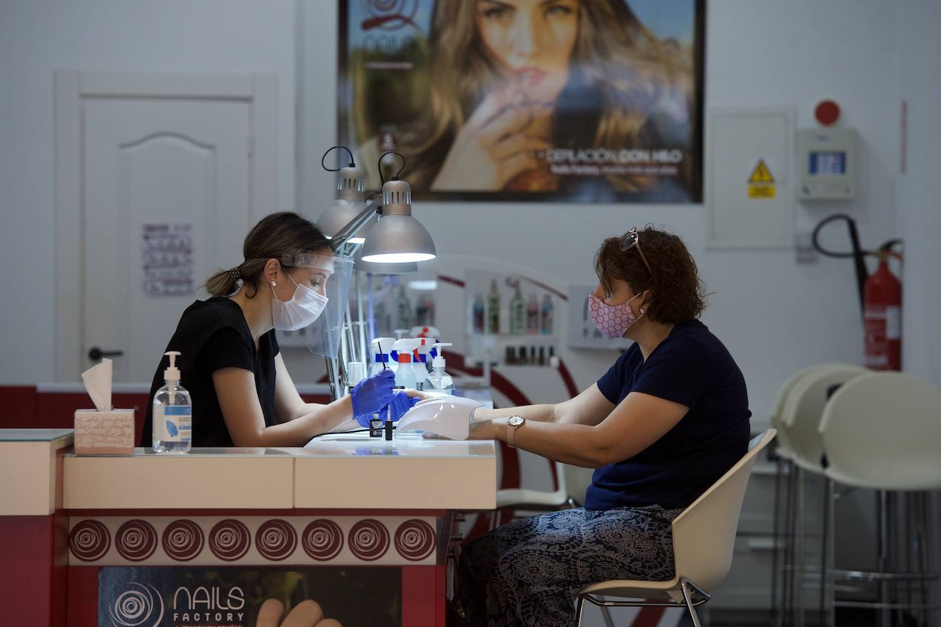 Fotos: Los centros comerciales vuelven tras más de dos meses