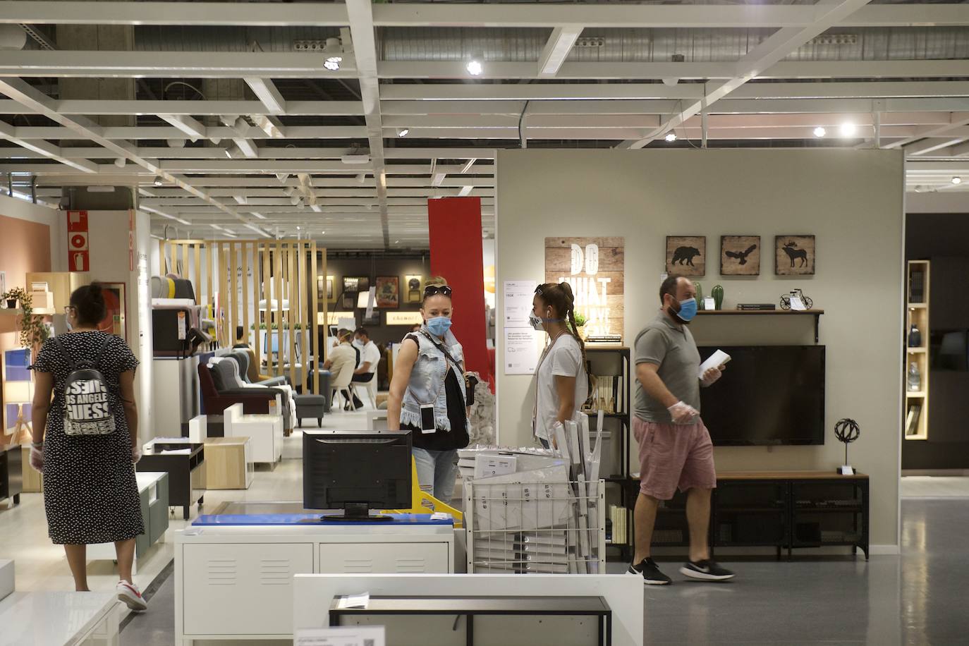 Fotos: Los centros comerciales vuelven tras más de dos meses