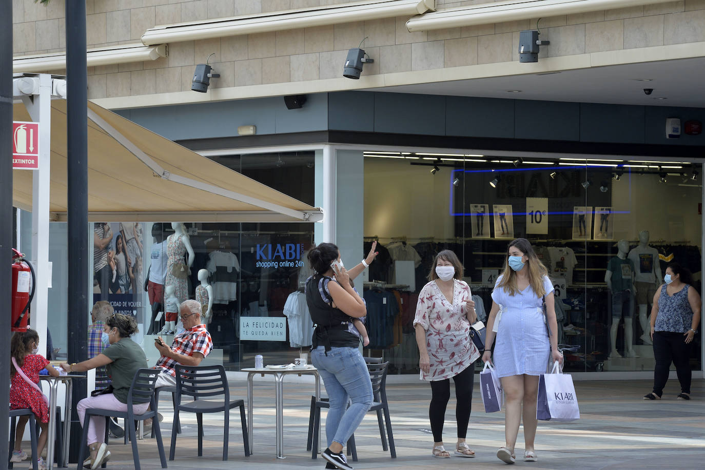 Fotos: Los centros comerciales vuelven tras más de dos meses
