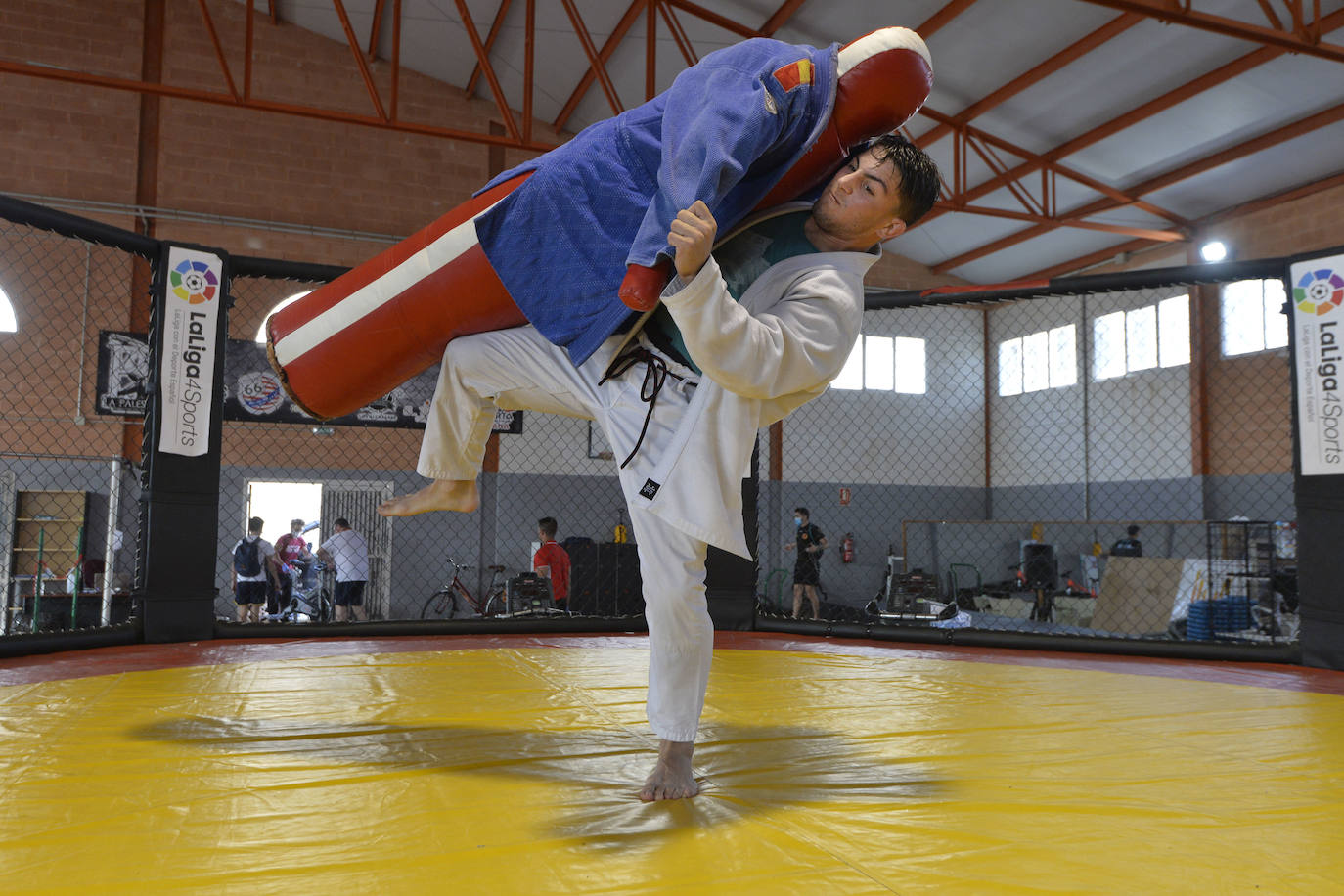 Fotos: Los deportistas de combate se quedan sin adversarios