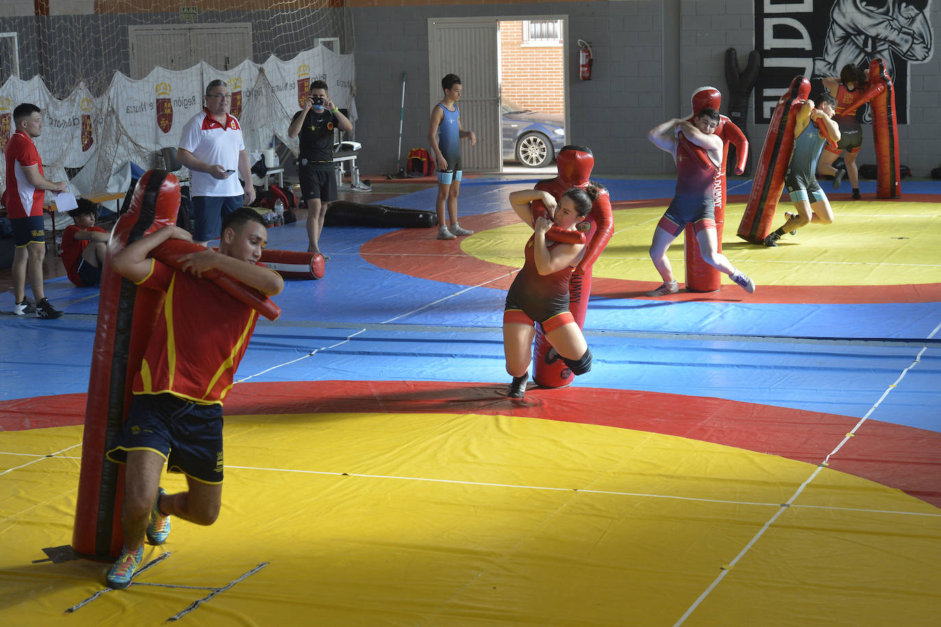 Fotos: Los deportistas de combate se quedan sin adversarios