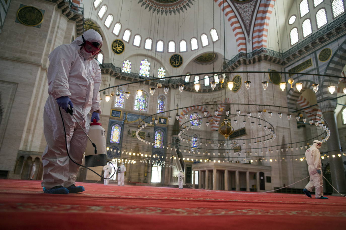 Fotos: La mezquita de Solimán abre sus puertas