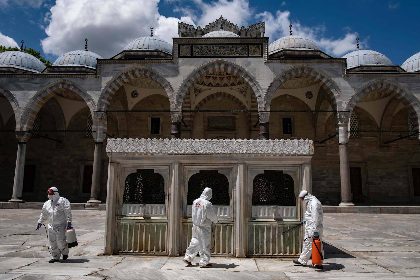 Fotos: La mezquita de Solimán abre sus puertas
