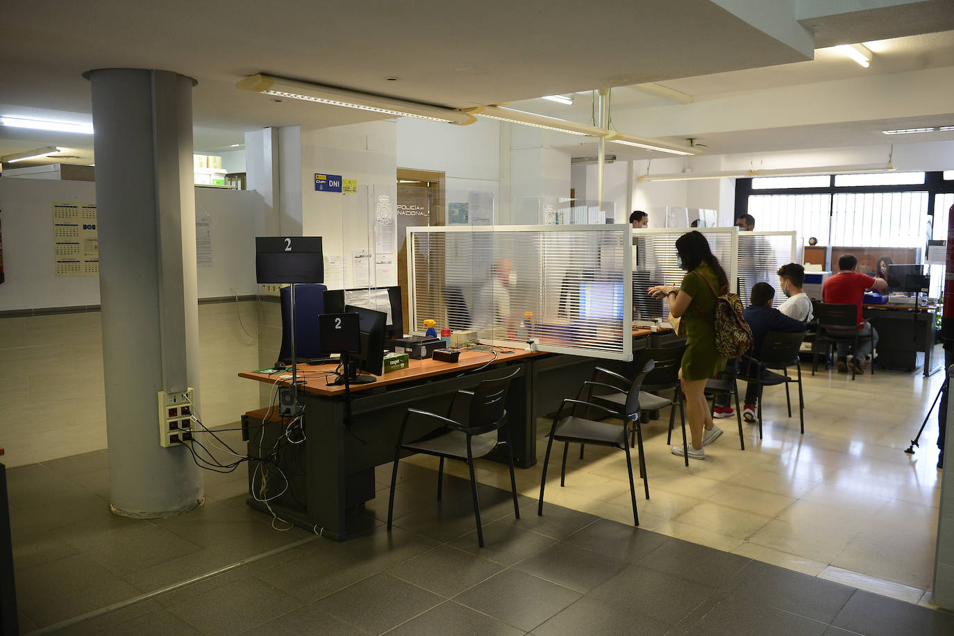 El jefe del servicio regional de Documentación de la Policía Nacional, Pablo Gutiérrez, indica que durante la inactividad se han dejado de hacer 50.000 pasaportes y carnets en la Región