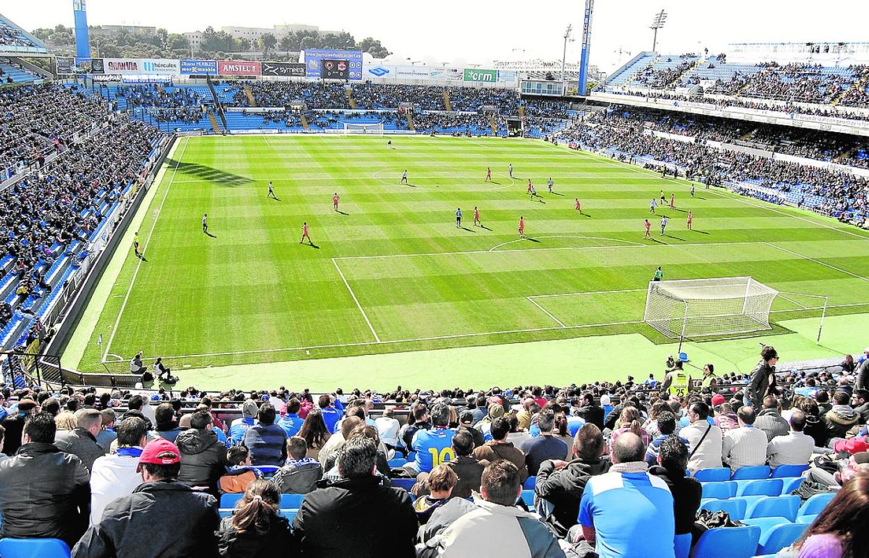 Panorámica del estadio Rico Pérez de Alicante. 