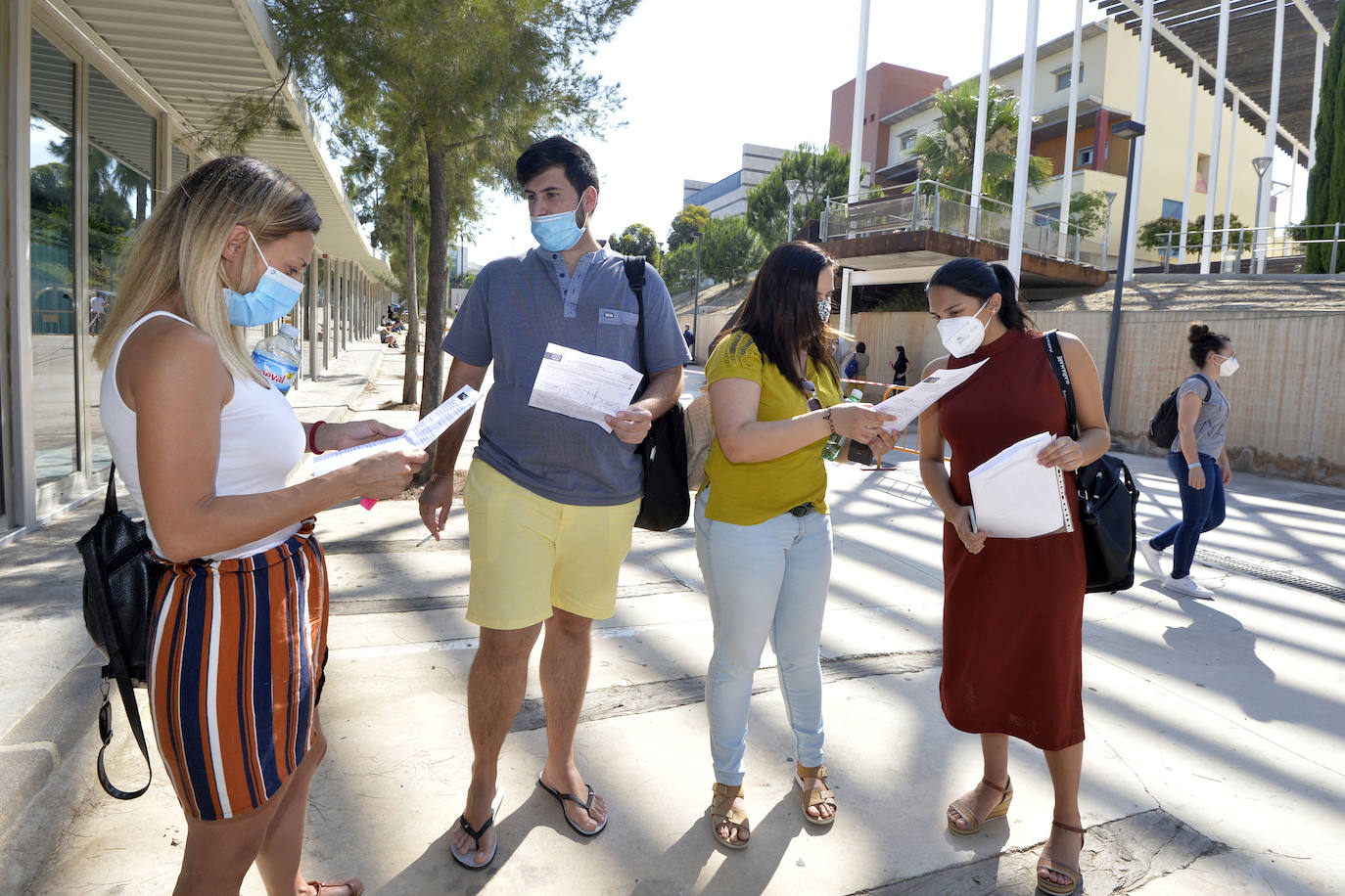 Fotos: Las pruebas de acceso a la Universidad para mayores estrenan el protocolo de seguridad
