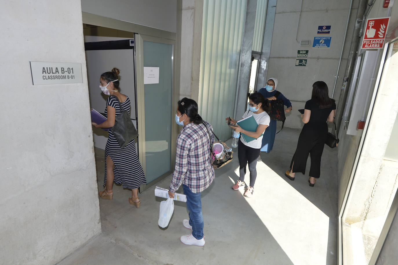 Fotos: Las pruebas de acceso a la Universidad para mayores estrenan el protocolo de seguridad