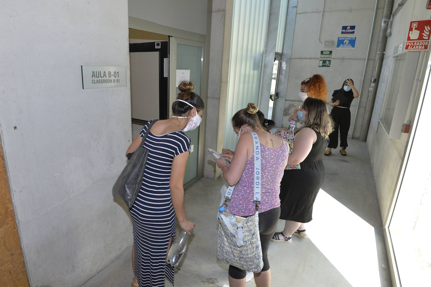 Fotos: Las pruebas de acceso a la Universidad para mayores estrenan el protocolo de seguridad