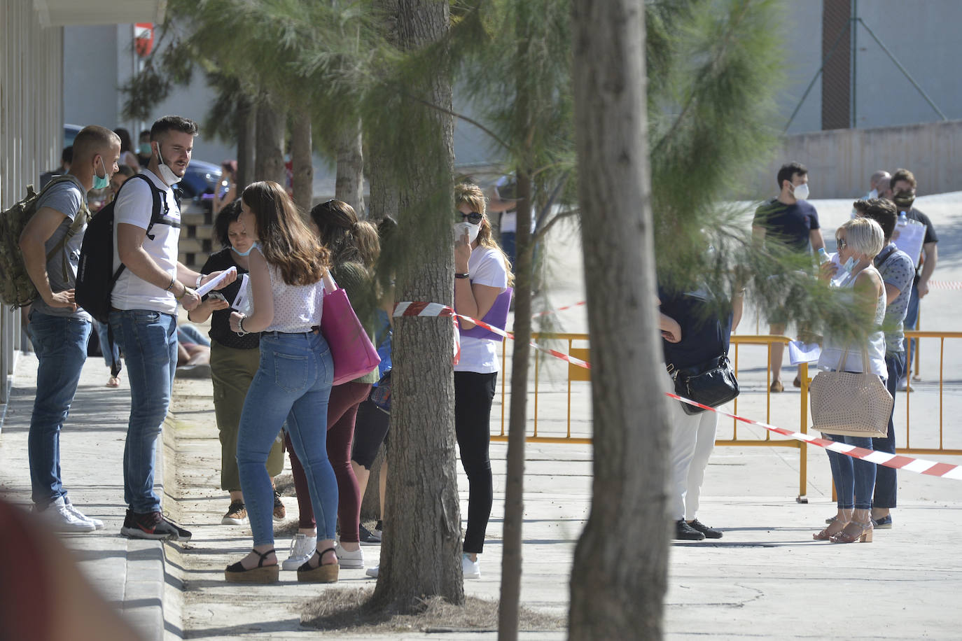 Fotos: Las pruebas de acceso a la Universidad para mayores estrenan el protocolo de seguridad