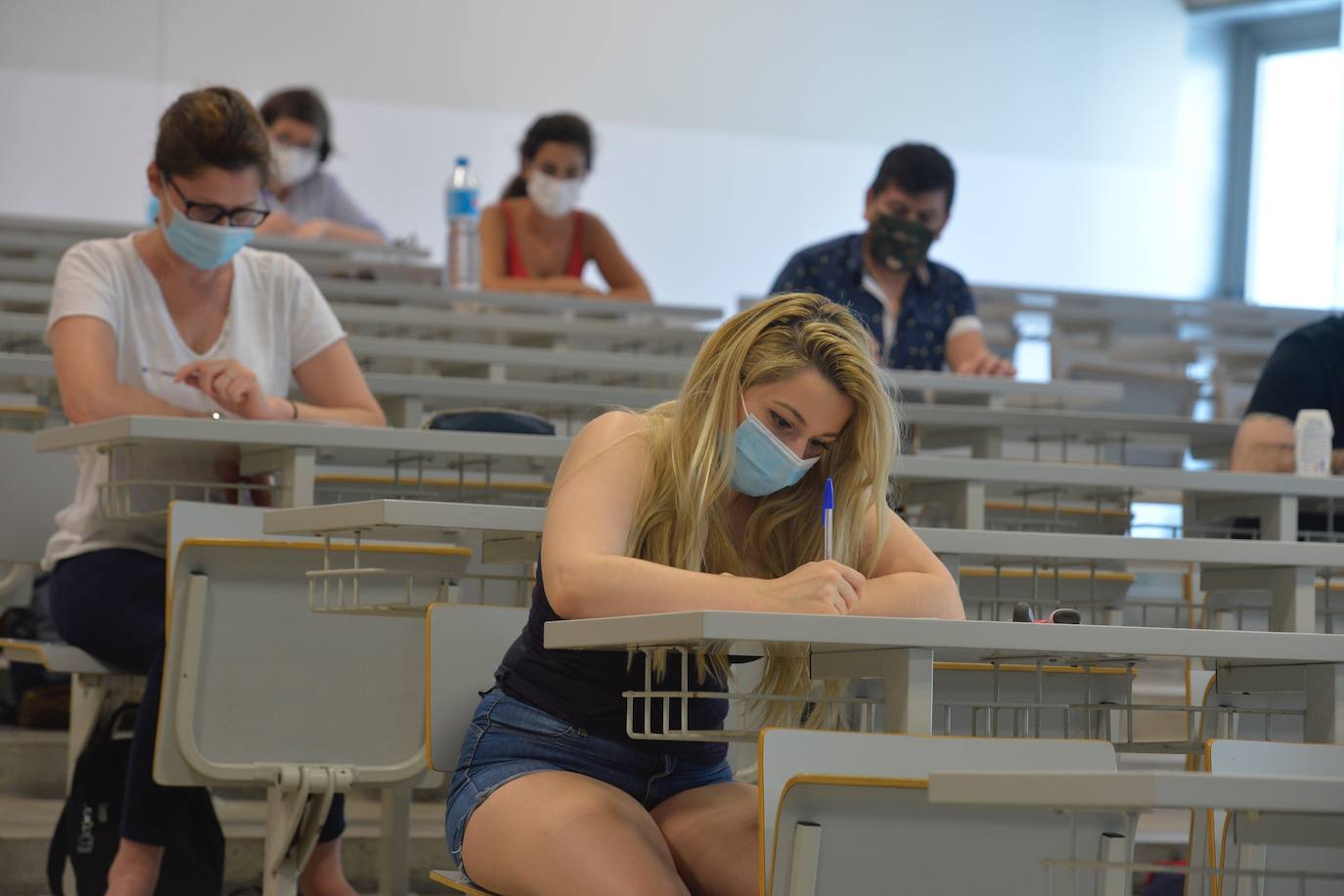 Fotos: Las pruebas de acceso a la Universidad para mayores estrenan el protocolo de seguridad