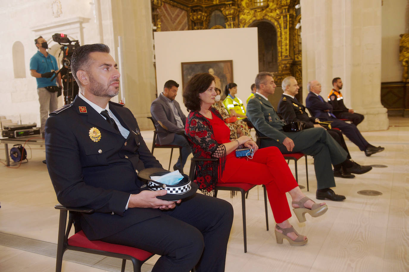 Fotos: Miras apela al entendimiento en un 9-J marcado por el recuerdo a las víctimas del coronavirus