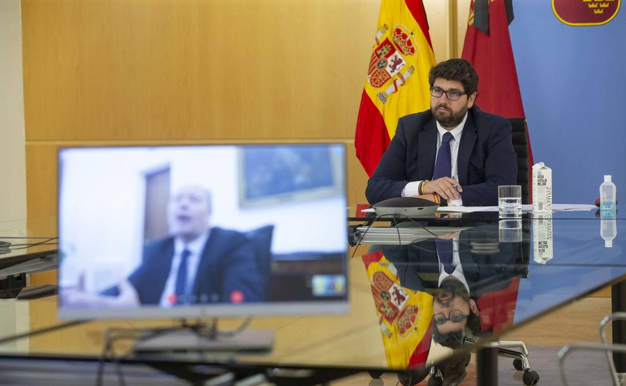 López Miras, en su videoconferencia con el ministro Juan Carlos Campo.