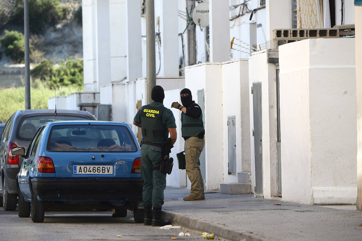 Fotos: Redada antidroga en los &#039;pisos blancos&#039; de Cieza