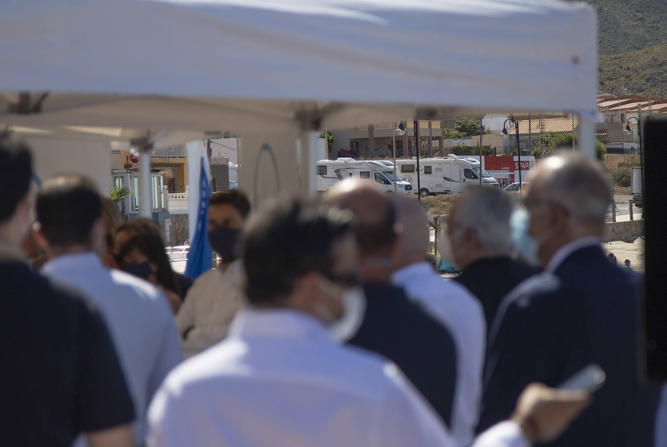 Fotos: Las playas de la Región reciben sus banderas azules