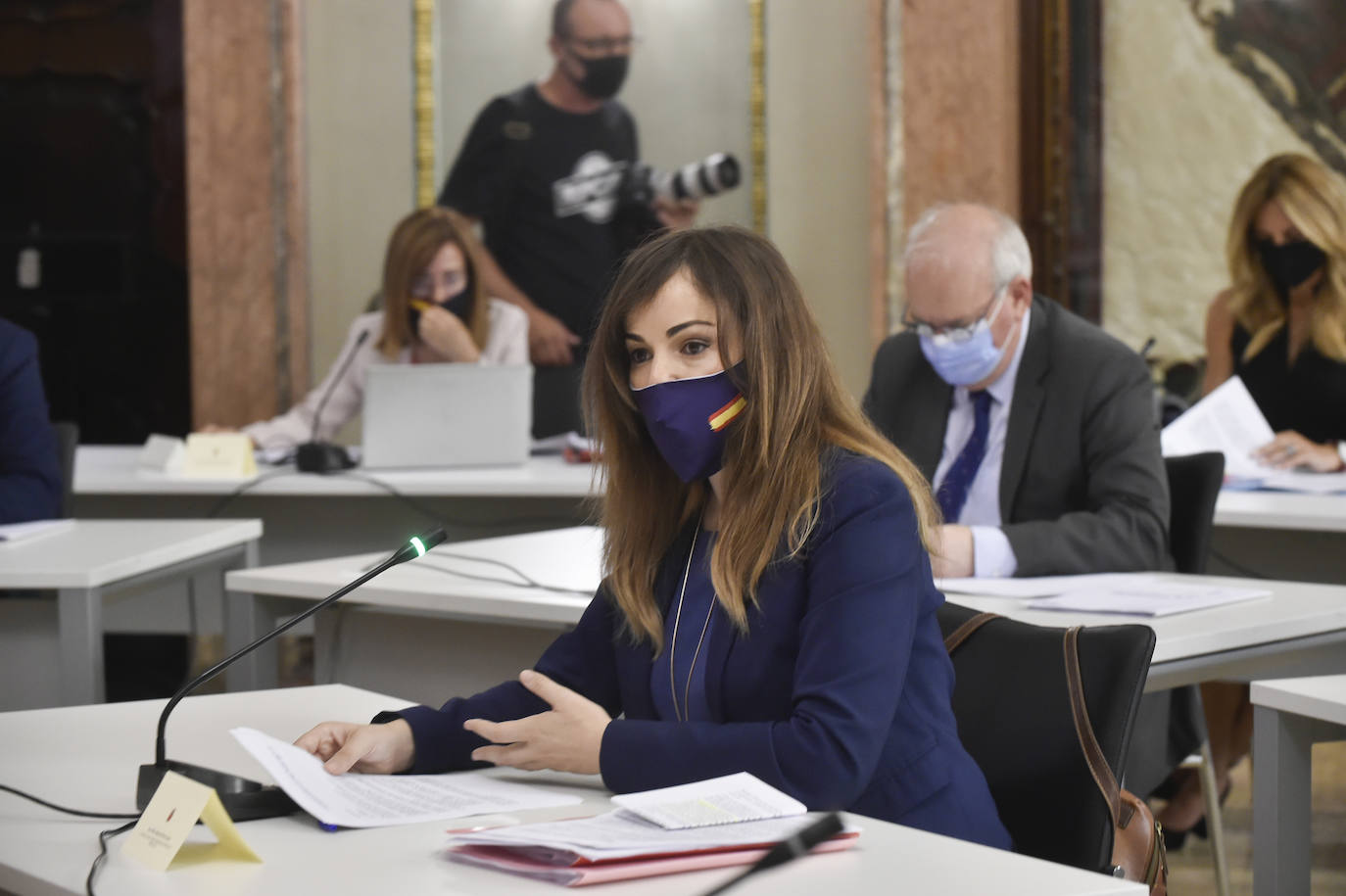 Con la única abstención de los tres concejales de Vox, el Plan de Soporte Social y Activación Económica del municipio de Murcia ha salido adelante esta mañana en el Pleno extraordinario con el apoyo de los grupos de gobierno en coalición.