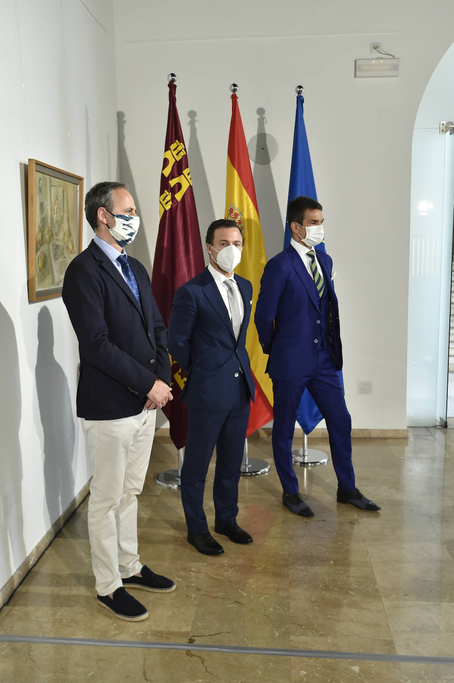 El presidente de la Comunidad, Fernando López Miras, se reunió ayer con representantes de la Fundación del Toro de Lidia.