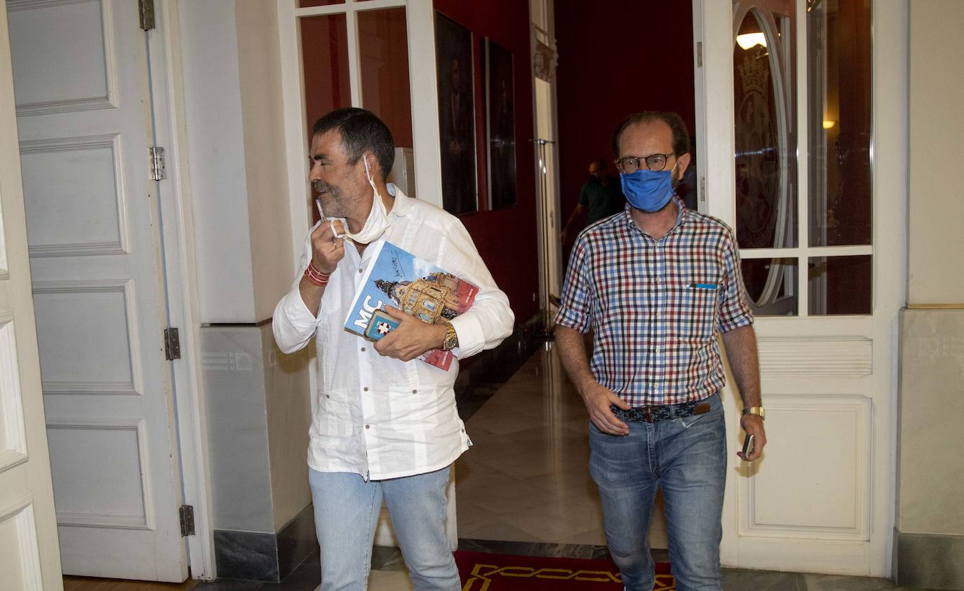 Fotos: José López se niega a disculparse con el jefe técnico de Infraestructuras