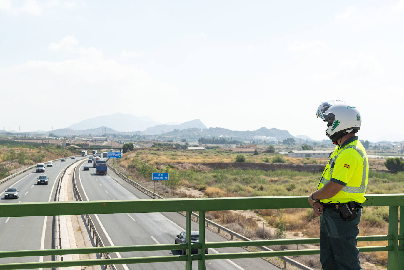 Fotos: Los desplazamientos por carretera en la Region caen un 20% pese al fin de las restricciones