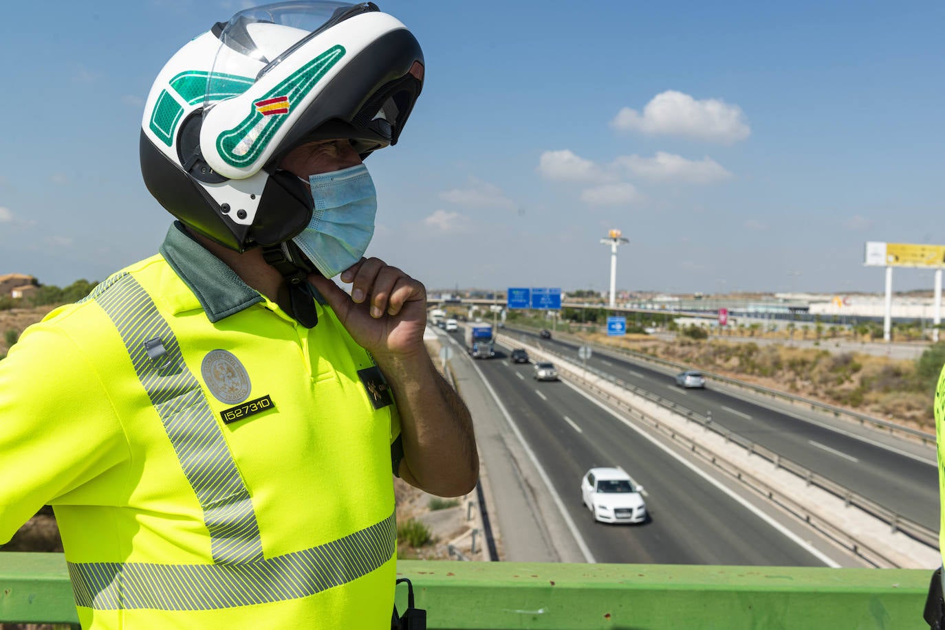 Fotos: Los desplazamientos por carretera en la Region caen un 20% pese al fin de las restricciones