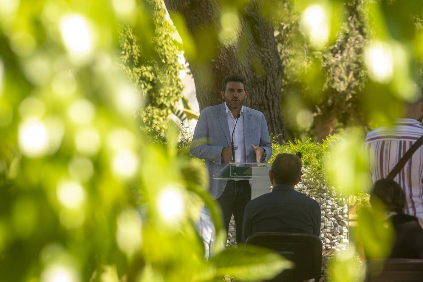 Fotos: Presentan los operadores ambientales que asesorarán a los agricultores sobre la normativa del Mar Menor