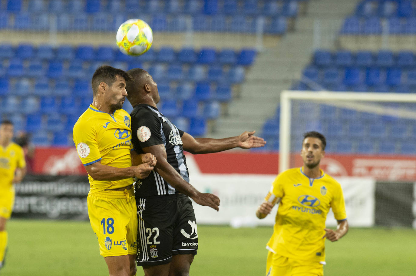 Fotos: La primera parte del FC Cartagena-Atlético Baleares, en imágenes