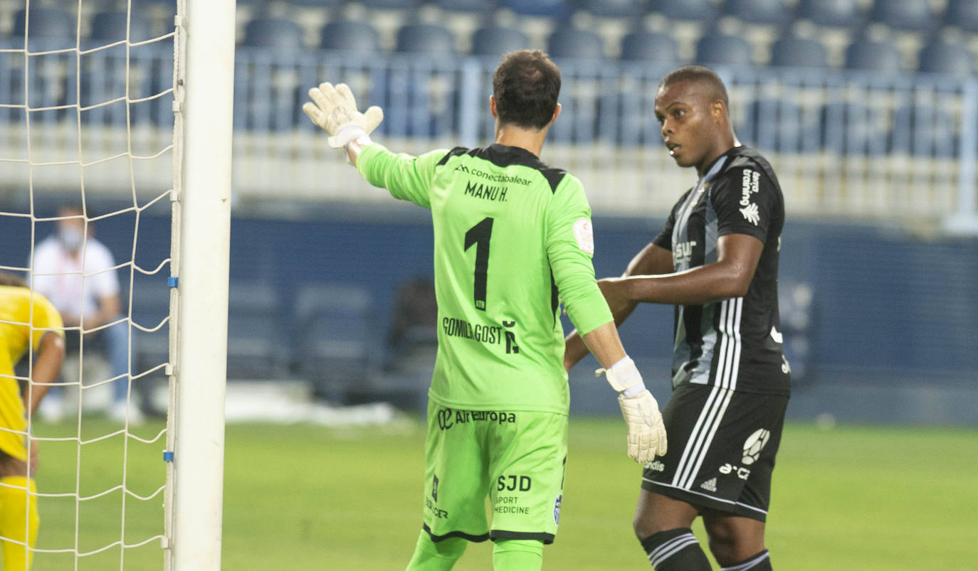 Fotos: La primera parte del FC Cartagena-Atlético Baleares, en imágenes