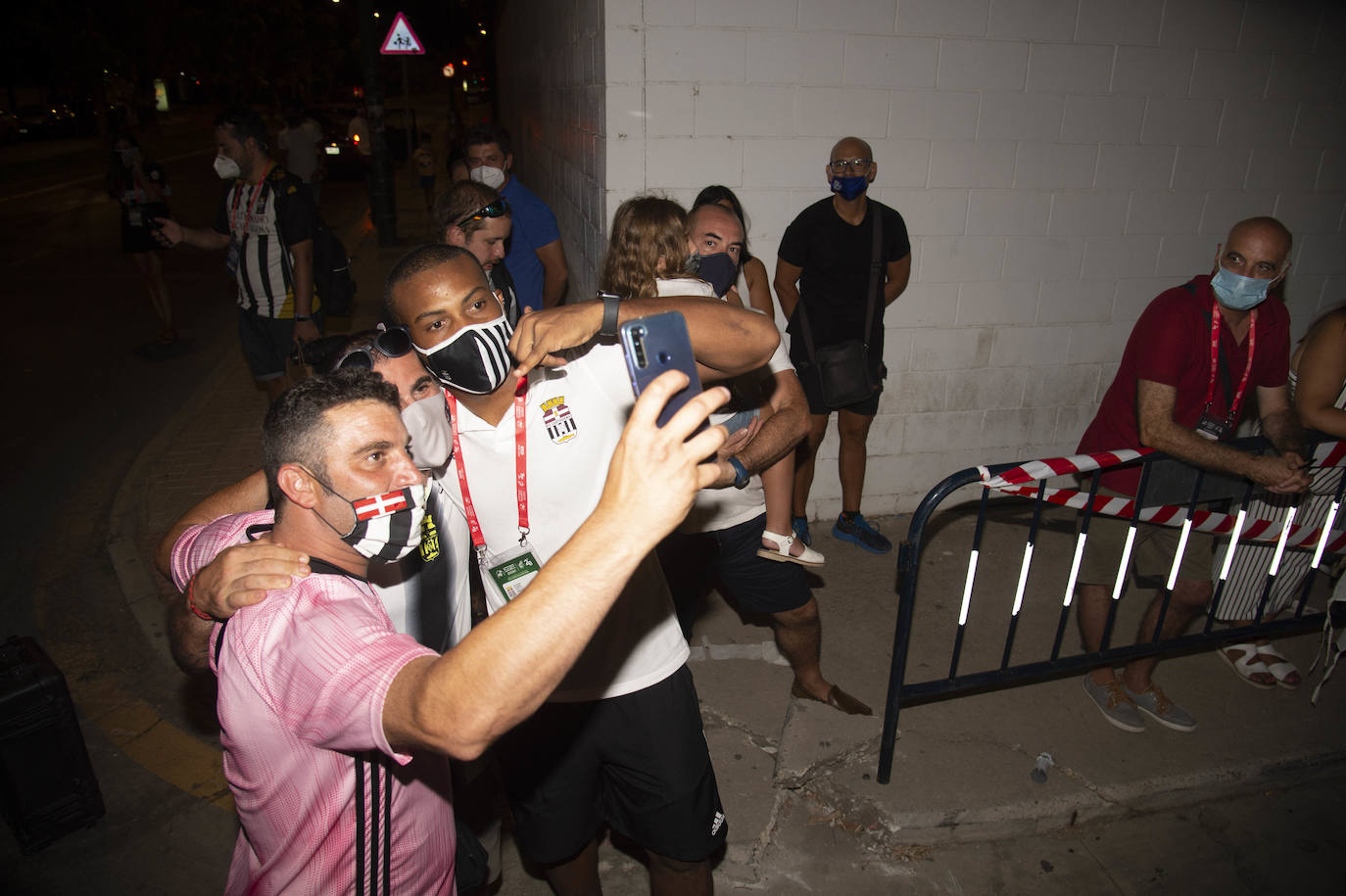 Fotos: Los jugadores del Cartagena celebran el ansiado ascenso a Segunda