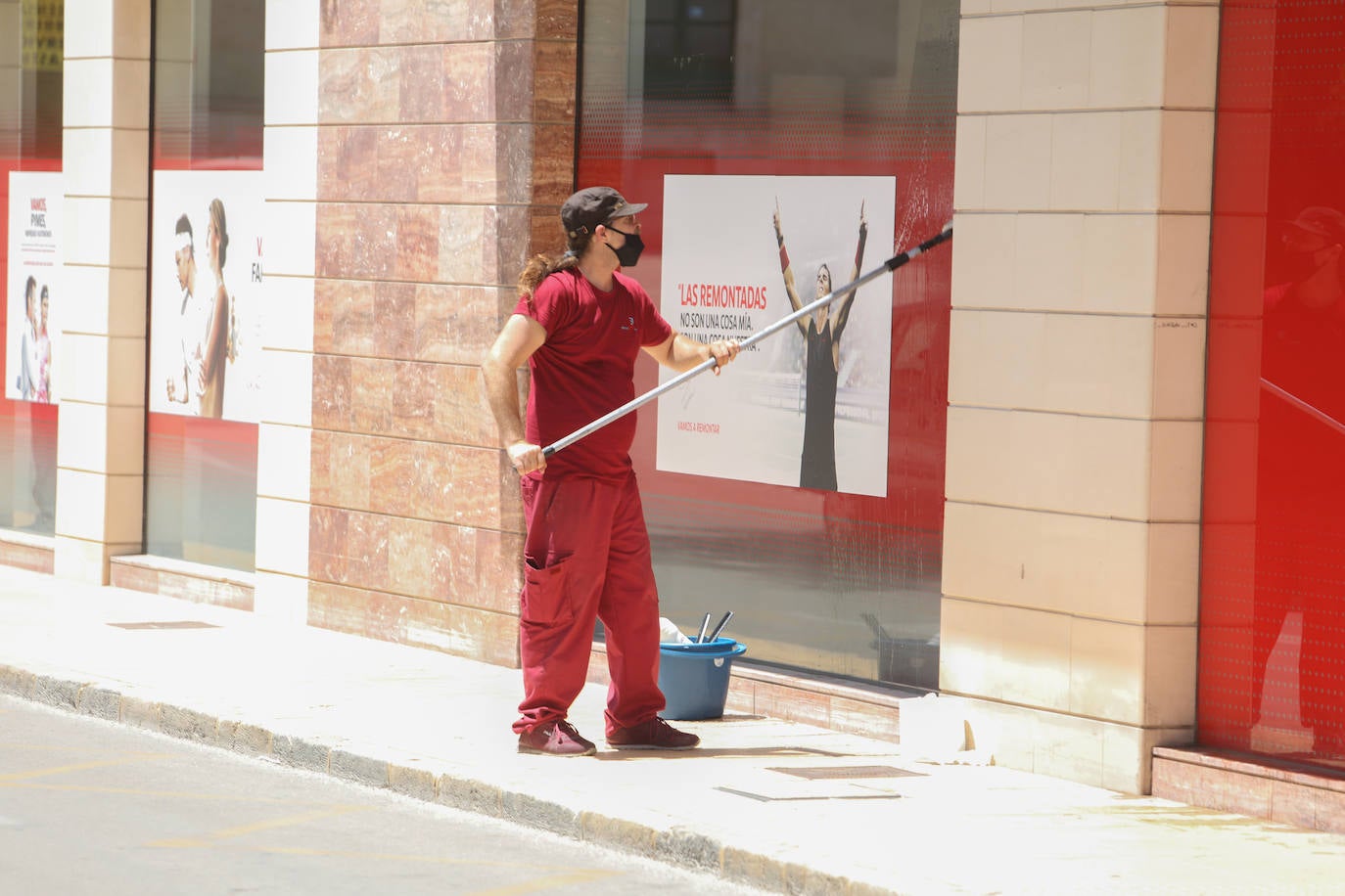 Fotos: La Comunidad confina a los 32.000 habitantes de Totana dentro del municipio
